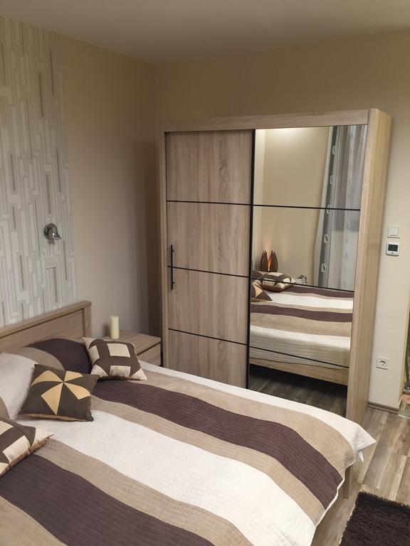 Solaris-Szeged Apartman Apartment Bagian luar foto
