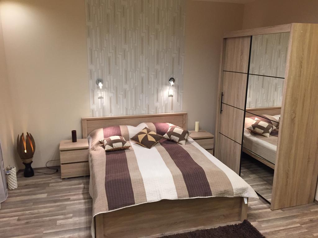 Solaris-Szeged Apartman Apartment Bagian luar foto