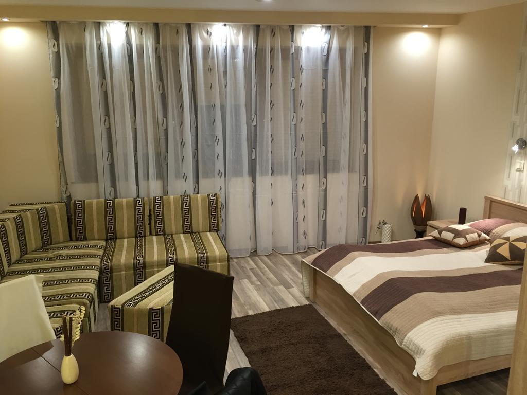 Solaris-Szeged Apartman Apartment Bagian luar foto